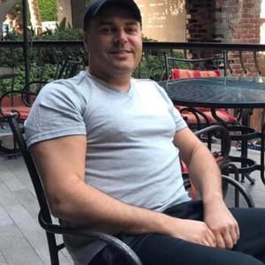 Meet your Posher, Sarkis